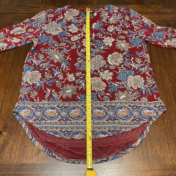 Lucky Brand | red and blue floral print top - Picture 9 of 10